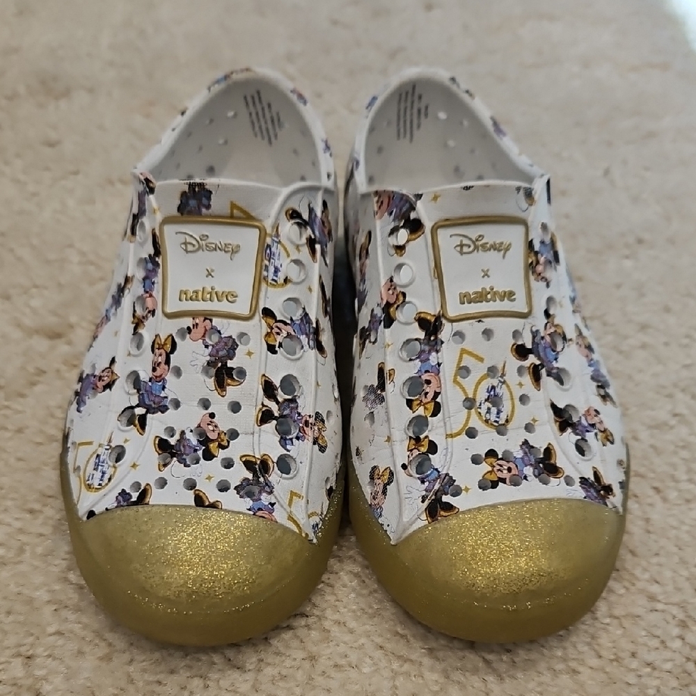 Native x Disney Minnie Mouse Shoes C9